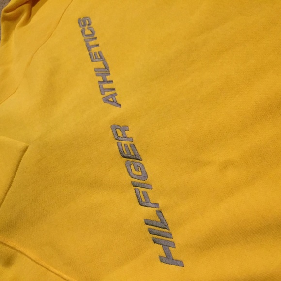 VTG Tommy Hilfiger Athletics Quarter Zip - Picture 4 of 6